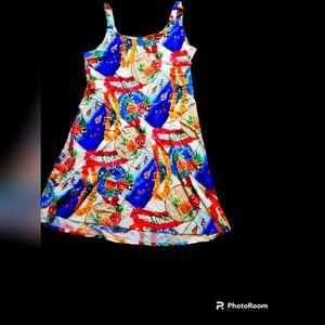 Hilo Hattie Hawaiian wear strap short dress in fun Hawaiian Hotel print size M